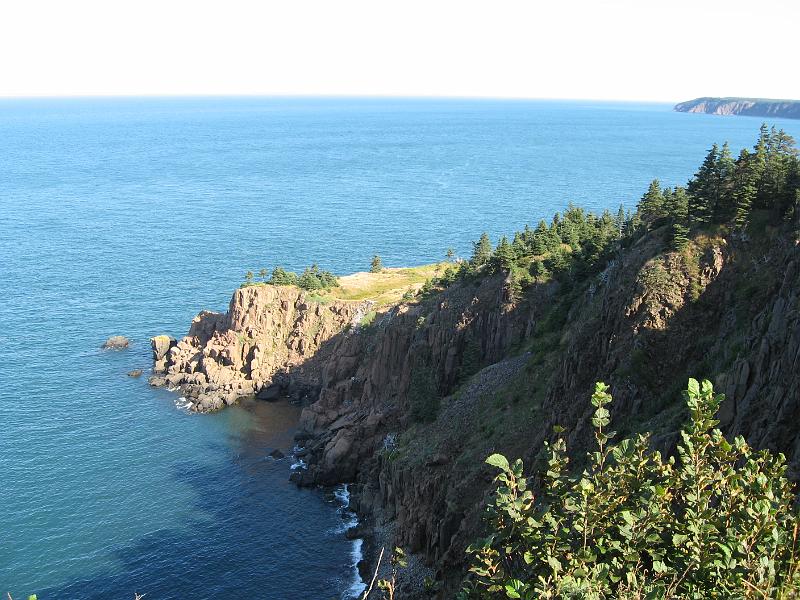 090.JPG - Hay Point from down the trail