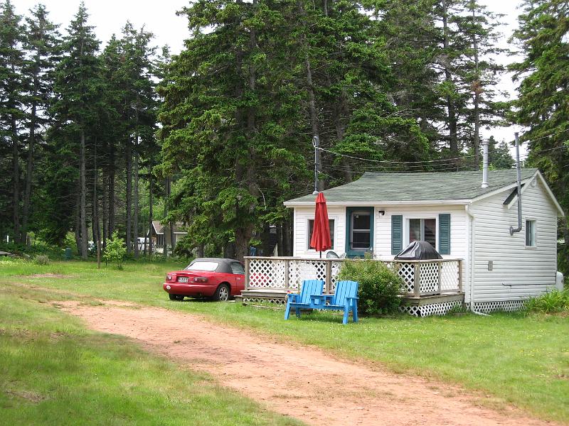 IMG_1227.JPG - Our cottage for the week