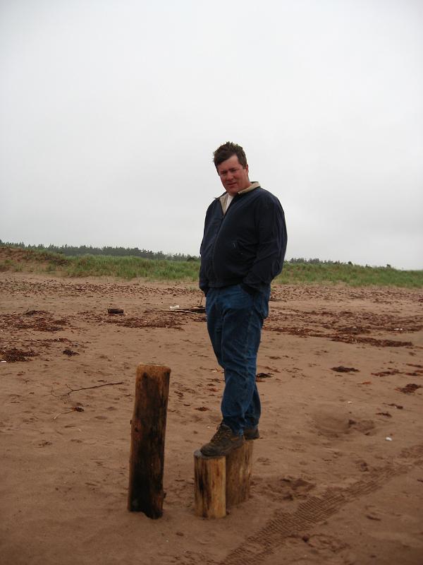IMG_1409.JPG - Pete on the beach